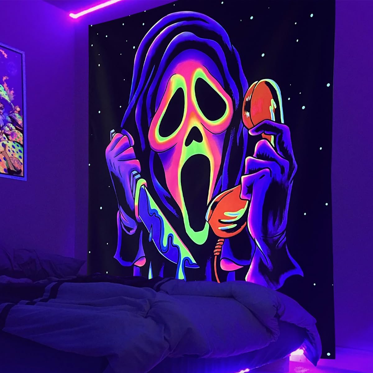 Sinsoledad Horror Ghost Face Blacklight Tapestry, UV Reactive Tapestries Wall Hanging, Glow in The Dark Party Backdrop Tapestry for Bedroom, Living Room 59"x51"/150x130cm